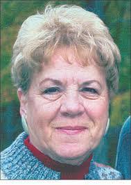 Mary Straus's Instagram, Twitter & Facebook