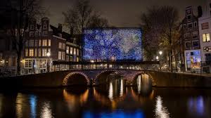 Van Gogh S Starry Night Reimagined As Amsterdam Light Festival Installation