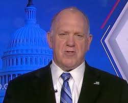 La advertencia de exdirector de ICE sobre cómo aplicará Trump la ley de  inmigración: “Completamente diferente”