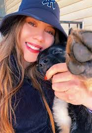 Savannah Corbin's Instagram, Twitter & Facebook