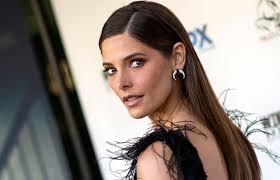 Ashley Greene says being pregnant allowed her to 'bond' with 'Twilight'  co-stars in a 'different way'