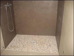 Yo me quiero instalar una ducha de obra en mi baño y para eso me he comprado una tela de pvc con sifón incluido. Duchas De Obra Ac Estudio