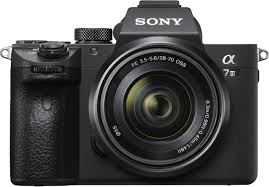 Sony Alpha ILCE-7 III (ILCE7M3) + SEL FE 28-70mm - Foto Erhardt