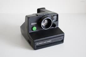 Polaroid made rollfilm still 1992 before discontinued. Vintage 1977 Polaroid 2000 Land Camera Instant Film Photo Etsy Instant Film Sx 70 Film Camera