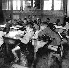 I siti scolastici sono il punto di riferimento della relazione tra scuola, studenti e famiglie. Civico20news La Scuola Italiana Nei Decenni Di Fine Ottocento