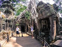 Best Way To Visit Angkor Wat Sunrise To Sunset Love And Road