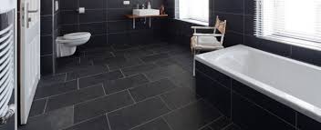 Ideen fürs badezimmer bei der badezimmergestaltung gibt es viele möglichkeiten, doch nicht immer spielen die grundrisse einem hierbei in die karten. Moderne Badfliesen Mosaik Xl Keramik Natursteinoptik Oder Holzoptik