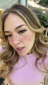 Cary Carter's Instagram, Twitter & Facebook