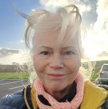 Hi.. Does anyone know where I could get a mermaid doll pattern, for  Knitting machine?