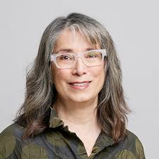 Nora Moreno's Instagram, Twitter & Facebook