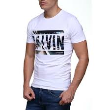 Go from the gym, to the office and back again with our collection of men's bottoms. Calvin Klein Jeans T Shirt Homme Blanc Blanc Cdiscount Pret A Porter
