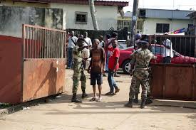 يؤكد حضور مجموعة التجاري وفا بنك في 26 دولة بعدها الدولي.في إفريقيا أو في أوروبا، تستفيد شركاتنا التابعة الدولية من جودة أسسها و خبرتها ومعرفتها الجيدة للأسواق التي تشتغل بها. Ù…Ù† Ø§Ù„Ø¥Ø°Ø§Ø¹Ø© Ø§Ù„Ø±Ø³Ù…ÙŠØ© Ø¬ÙŠØ´ Ø§Ù„ØºØ§Ø¨ÙˆÙ† ÙŠØ¹Ù„Ù† Ù‚ÙŠØ§Ø¯Ø© Ø§Ù„Ø¨Ù„Ø§Ø¯ Ù„Ù€ Ø§Ø³ØªØ¹Ø§Ø¯Ø© Ø§Ù„Ø¯ÙŠÙ…Ù‚Ø±Ø§Ø·ÙŠØ© Cnn Arabic