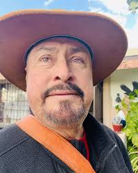 Saucy Sapphire By: Emerald Madrid