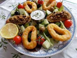 Salade Espagnole Aux Beignets De Calamar Et Tapenade Toque De Choc