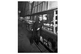 Untuk video laiinnya yang mungkin kualitasnya lebih baik lihat di menu. Thomas Alva Edison Si Penemu Lampu Halaman All Kompas Com