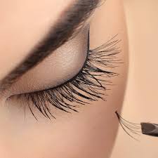 How to get certified in lash extensions. 1 Day Eyelash Extension Courses Chic Beauty Academy