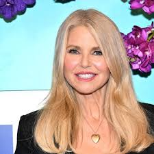 Hollywood A-listers rally round popular photographer after terrible  accident