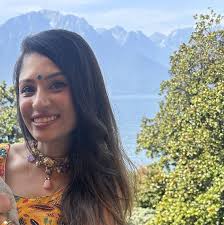 Meet Sukhadia and Aisha Desai's Wedding Website