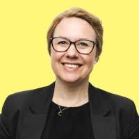 800+ profiler som matchar ”Carlsson”