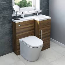I bagni di design possono vivere anche in piccoli spazi, l'importante è mixare bene i colori e scegliere i sanitari giusti per le vostre esigenze di spazio. Bagni Moderni Piccoli Ecco Come Arredarli Con Soluzioni Salvaspazio Archzine It
