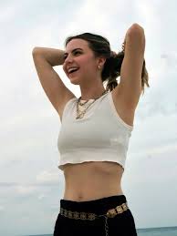 Bobbi Althoff - Free pics, galleries & more at Babepedia