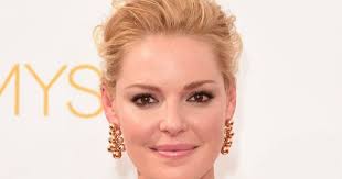 Actor katherine heigl joins hoda and jenna by video chat for a talk about her newest project, firefly lane, a netflix series based on the book by kristin hannah that heigl calls the most beautiful story of friendship.feb. Firefly Lane Katherine Heigl To Star In Netflix Series