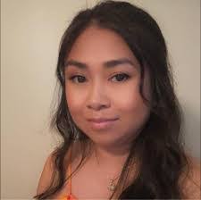 Lynne Wynn's Instagram, Twitter & Facebook