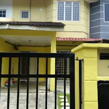 Prefer malay furnished rumah sewa kampung batu tiga jalan bangi kampung batu tiga jalan bangi bangi lama bangi selangor 1 bedroom 750 sqft terraces link houses for. Double Storey House Saujana Impian Kajang For Rent Property Rentals On Carousell