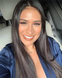 Her birth sign is gemini and her life path number is 6. Simone Mendes Faz Aniversario E Ganha Declaracao Surpresa Da Familia Jetss