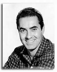 After his parents' divorce, he and his sister anne power returned to cincinnati with their mother. Ss2180477 Filmbild Von Tyrone Power Promi Fotos Und Poster Bei Starstills Com Kaufen