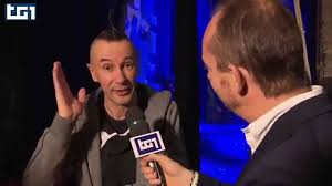 Amo napoli e i napoletani mi hanno adottato. L Incredibile Arturo Brachetti Il Piu Grande Trasformista Al Mondo Youtube