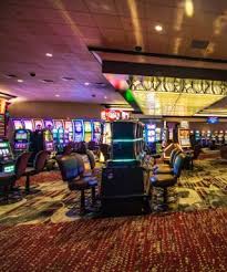 Hollywood Casino at Greektown: Where Entertainment Meets Comfort in Detroit