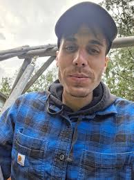 Do all white people look alike or is it just me?????