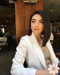 Ile ilgili 1 adet etiketli haber bulunmuştur. Hazar Erguclu Instagram Da Neler Paylasiyor Yasam