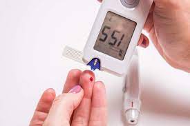 Ukuran gula darah normal umumnya ditetapkan pada setiap kondisi dari pemeriksaan yang dilakukan. Gula Darah Tinggi Belum Tentu Diabetes Kenali Toksisitas Glukosa