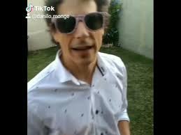 Vamos chicos, es Viernes!! Chetos mal!!