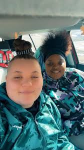 Any Donors in Orlando FL ? Between today & Friday? 🤞🏾🫂Would prefer  caucasian with blue eyes, possibly ginger genetics. AI only , we are  looking to start our family😊. Please NO donors