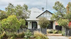 A Heritage Home Retrofitted To The Highest Sustainability Standards The Design Files Australia S Most Popular Design Blog In 2020 Melbourne House Australian Homes Architecture