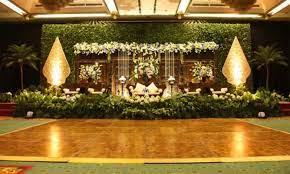 Beli gebyok pelaminan online berkualitas dengan harga murah terbaru 2021 di tokopedia! Yang Harus Ada Dalam Dekorasi Pernikahan Adat Jawa Wedding Market