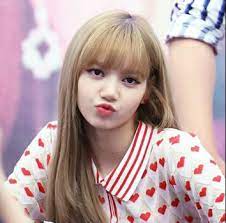 Die mitglieder von blackpink heißen: Who Is Lisa Blackpink Lisa Birth Name Is Lalisa Manoban By Muneeb Zaffar Medium