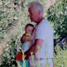 Richard tiffany gere on instagram: Ikonen Richard Gere Ist Mit 70 Jahren Wieder Vater Geworden Facebook