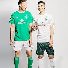 Vereinswappen oben auf der brust, atmungsaktives material, kurzärmelig bei otto. New Sv Werder Bremen Home And Away Kits Embody The True Spirit Of Football Sv Werder Bremen