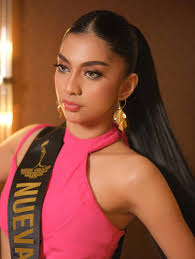 ND & MUP2020 @supsupshamcey • • • • • • Had a quick late lunch before  leaving Baguio with @rabiyamateo Thank you so much @baguiocountryclub for  being our home during our entire