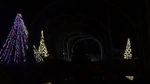 Located at mt moriah united methodists church, the nightly light show will dazzle from 5:30 to 9:30 pm until december 30. Our Favorite Spots For Neighborhood Cheer The Sway