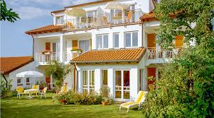 Situated right on the lake, the yard has been transformed is a wonderful dining experience with seasonal and chef. Haus Truckenbrodt Ferienwohnung In Wasserburg