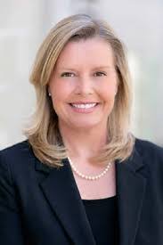 Evelyn Bless's Instagram, Twitter & Facebook