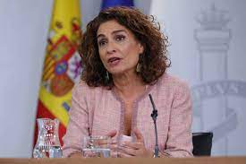 Jun 21, 2021 · las leyes son para regular cosas y hay artículos que más bien parecen expresiones de un mitin, ha sentenciado el portavoz del gobierno de la comunidad de madrid, enrique ossorio, entrevistado. Maria Jesus Montero Nueva Portavoz Del Gobierno Y Ministra De Hacienda Noticias De Nacional En Diario De Navarra
