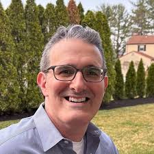 Amazon.com: Taking the Field: A Fan's Quest to Run the Team He Loves:  9781608195794: Megdal, Howard: Libros