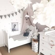 Kinderzimmer Einrichten Idee Inspo Kinderbett Betthimmel Madchen Vintage Altros In 2020 Kinder Zimmer Kinderzimmer Einrichten Kinderzimmer