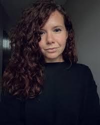 Hannah Pell's Instagram, Twitter & Facebook